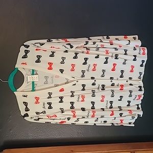 Disney Parks, Minnie Mouse Cardigan Sweater, size XL